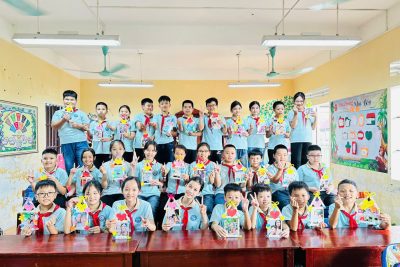 LỚP 5C – TRƯỜNG TIỂU HỌC XUÂN BẮC CHÀO MỪNG 20/10